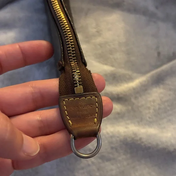 Louis Vuitton Monogram Pouchette Accessories - Picture 3 of 14